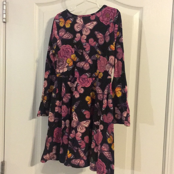 Dress - Picture 2 of 2